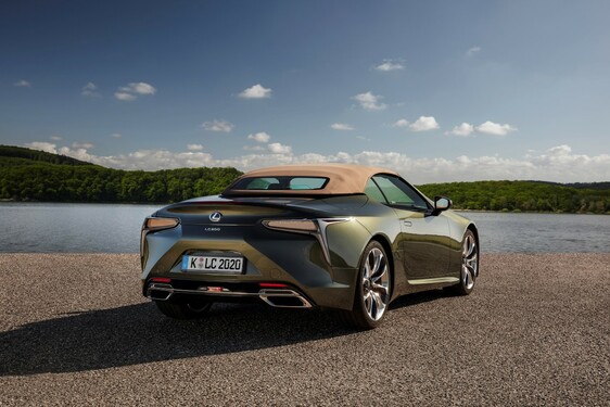 2021 LC 500 CONVERTIBLE IMAGES