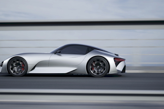Lexus zverejnil fotky nového elektrického športového modelu