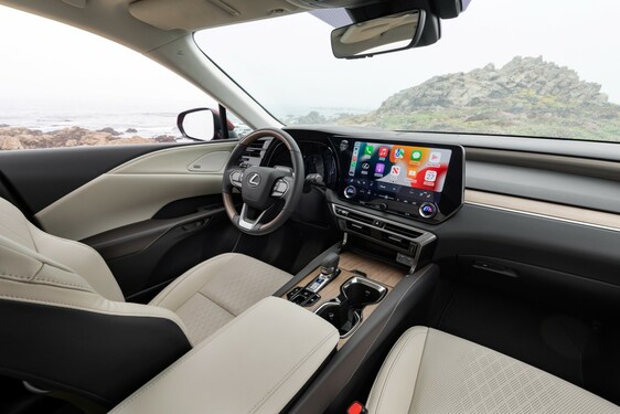 2023 RX 350h 