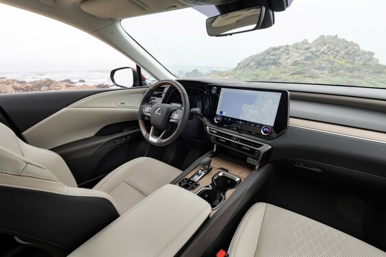 2023 RX 350h 