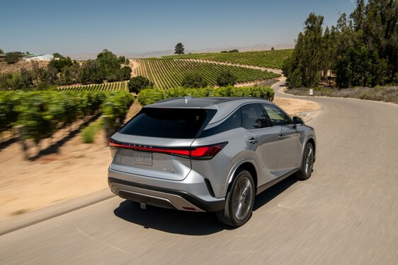 2023 RX 350h 