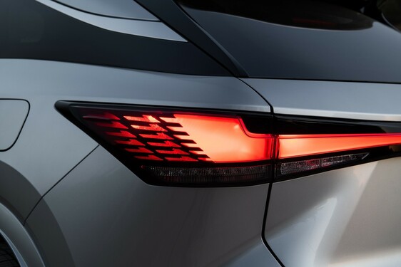 2023 RX 350h 
