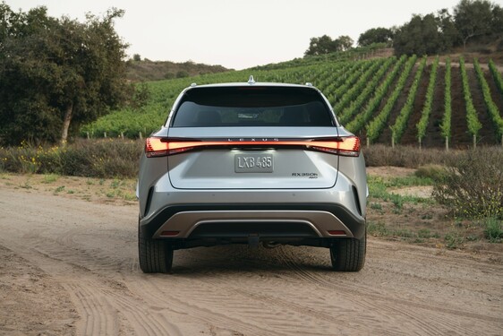 2023 RX 350h 