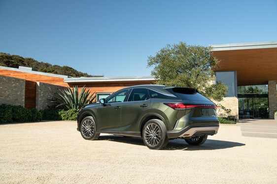 2023 RX 350h 