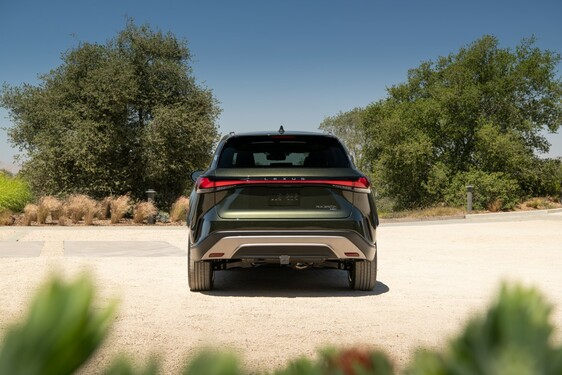 2023 RX 350h 