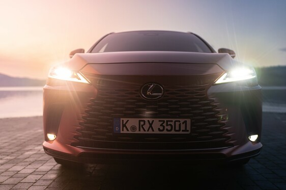 2023 RX 350h 