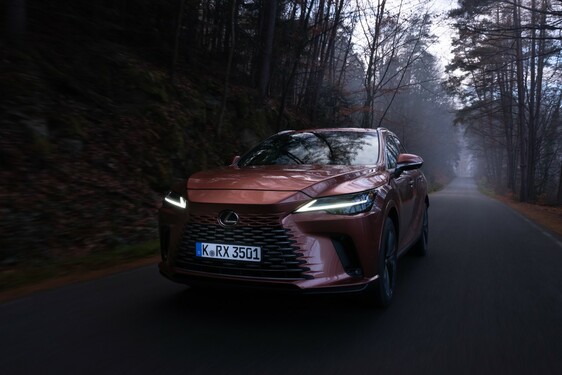 2023 RX 350h 