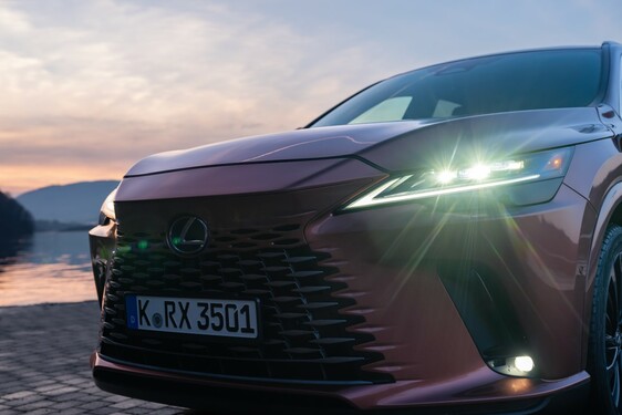 2023 RX 350h 