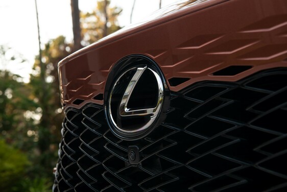 2023 RX 500h