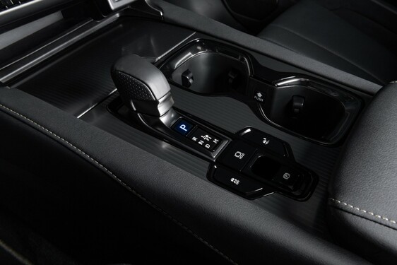 2023 RX 500h