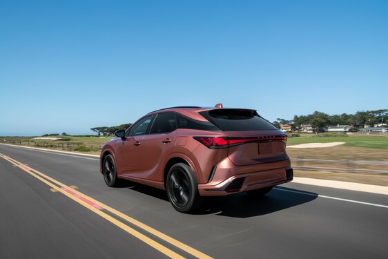 2023 RX 500h