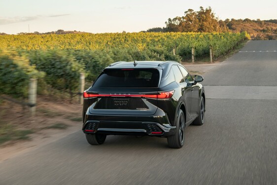 2023 RX 500h