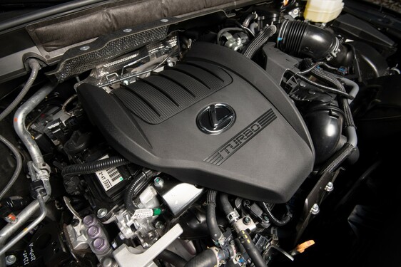 2023 RX 500h