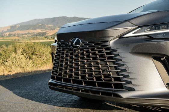 Lexus RX 450 + plug-in hybrid