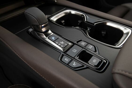 Lexus RX 450 + plug-in hybrid