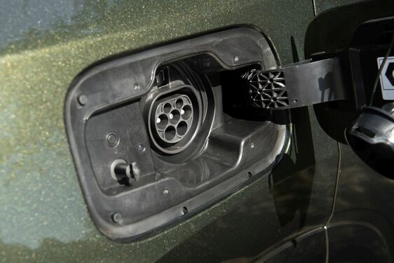 Lexus RX 450 + plug-in hybrid