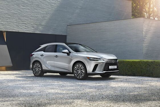 Lexus RX 450 + plug-in hybrid