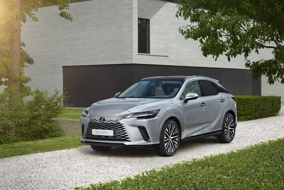 Lexus RX 450 + plug-in hybrid