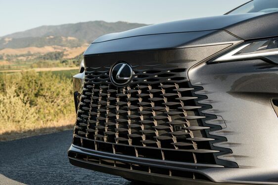 Lexus RX 450 + plug-in hybrid