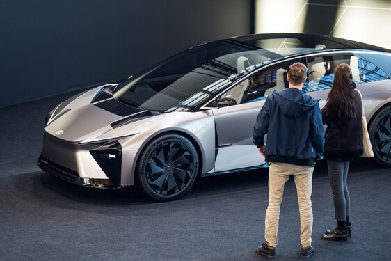 Lexus Kenshiki 2023
