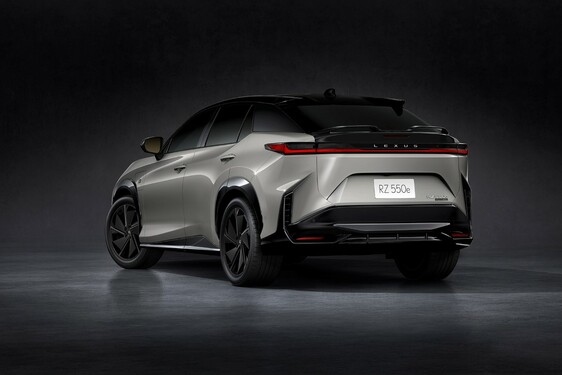 Lexus RZ 2025