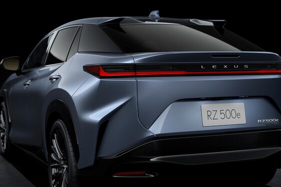 Lexus RZ 2025