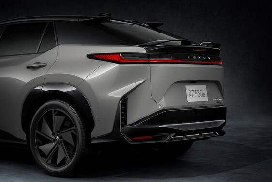 Lexus RZ 2025