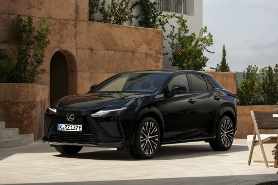 Lexus RZ 2025