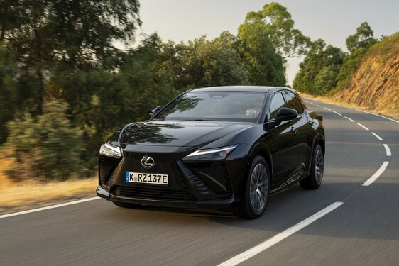 Lexus RZ 2025