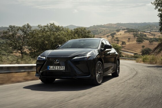 Lexus RZ 2025