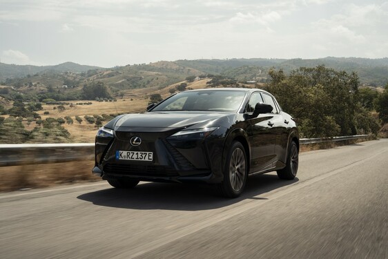 Lexus RZ 2025