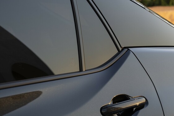 Lexus RZ 2025