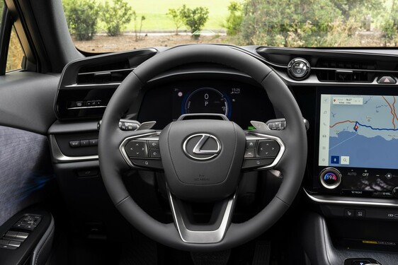 Lexus RZ 2025