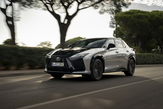 Lexus RZ 2025