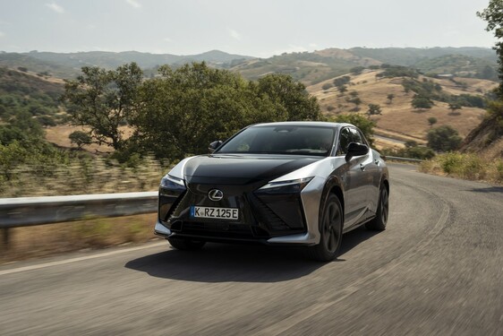 Lexus RZ 2025