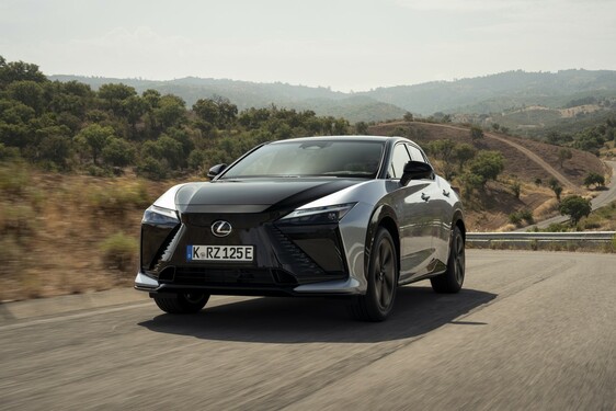 Lexus RZ 2025