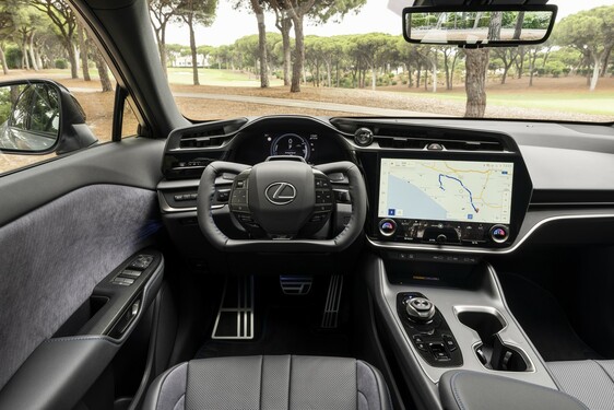 Lexus RZ 2025