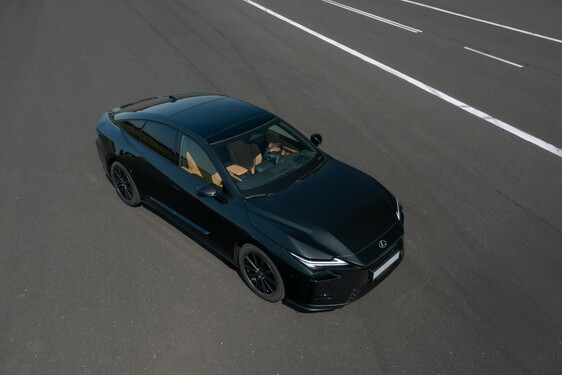 Lexus ES 2025