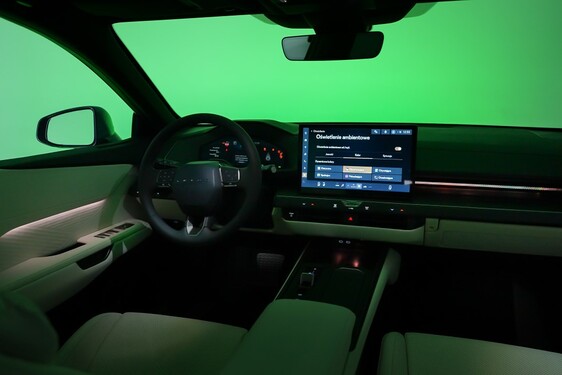 Lexus ES 2025