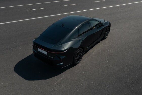 Lexus ES 2025