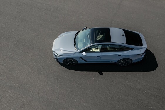 Lexus ES 2025