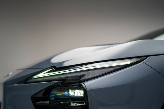 Lexus ES 2025