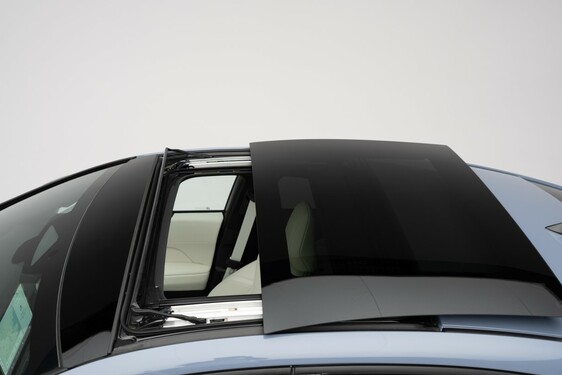 Lexus ES 2025