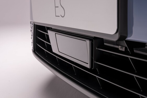 Lexus ES 2025