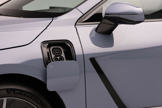 Lexus ES 2025