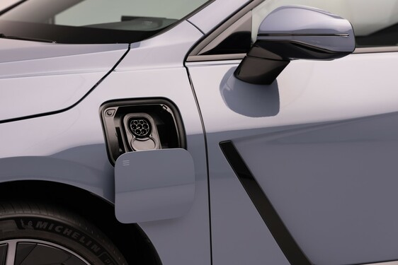 Lexus ES 2025