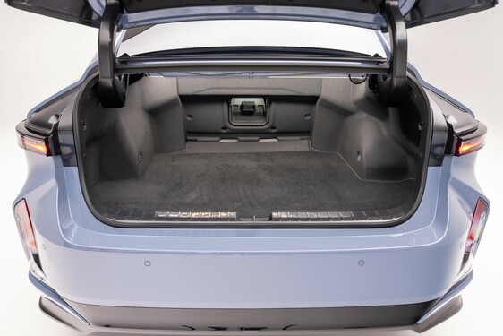 Lexus ES 2025