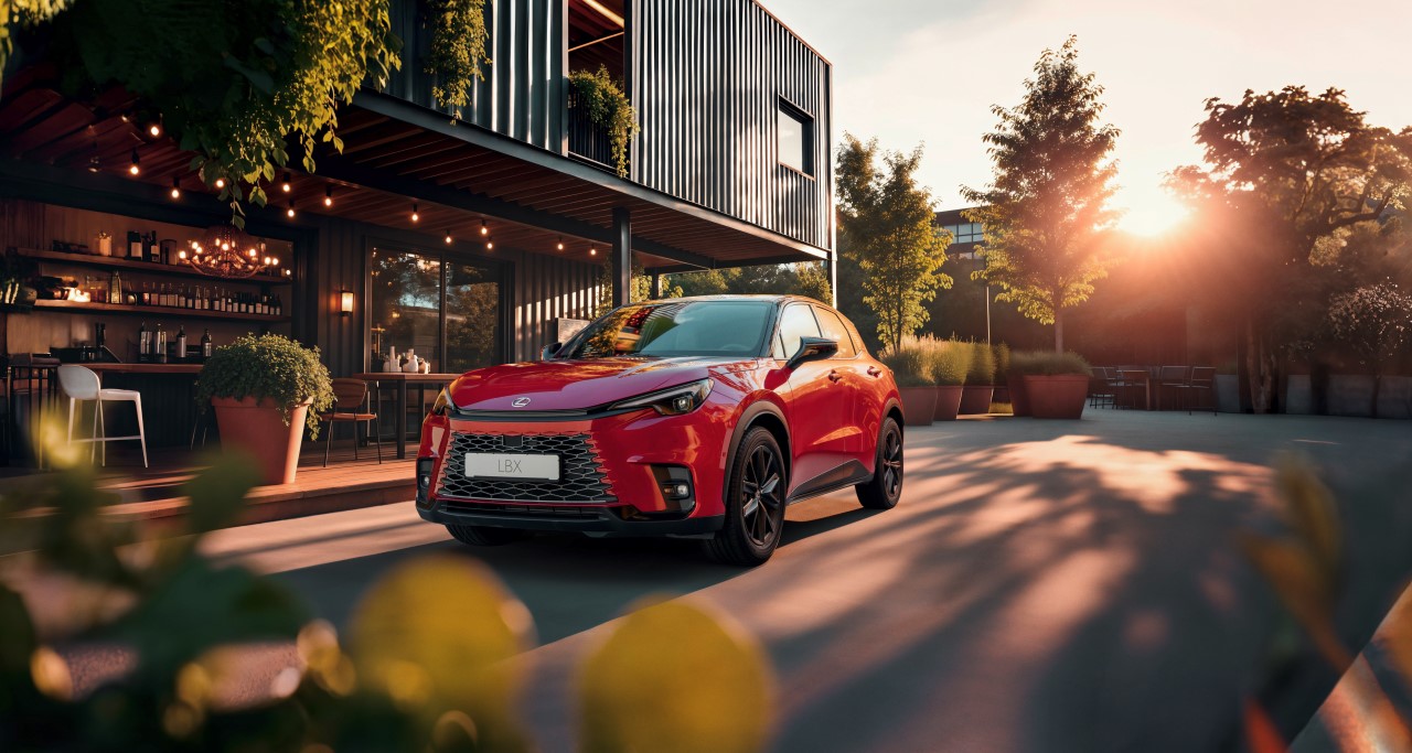 LEXUS LBX PONÚKA VÄČŠÍ VÝBER A ŠTÝL S NOVOU EDÍCIOU VIBRANT EDITION