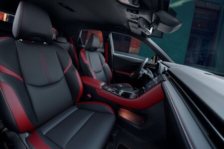 Väčšie neznamená prémiovejšie. Lexus prichádza s dôkazom