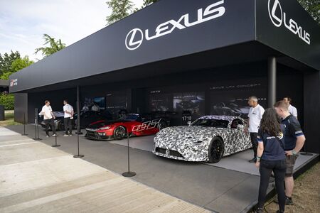 Lexus LFA v Goodwoode prekvapil pri pretekoch do vrchu